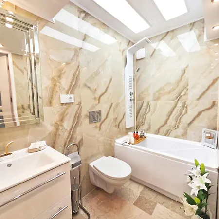 Attrait L'atelier View And Terrace