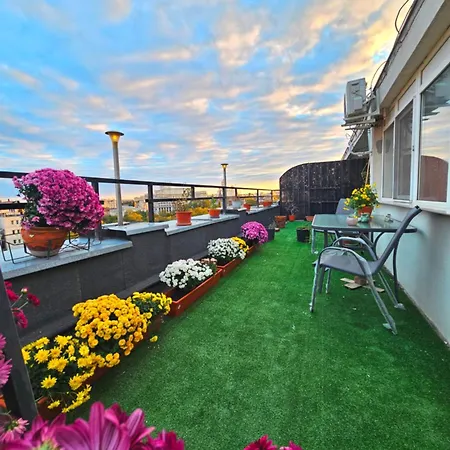 Attrait L'atelier View And Terrace Appartement Bucarest