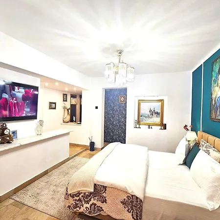 Attrait L'atelier View And Terrace * Bükreş