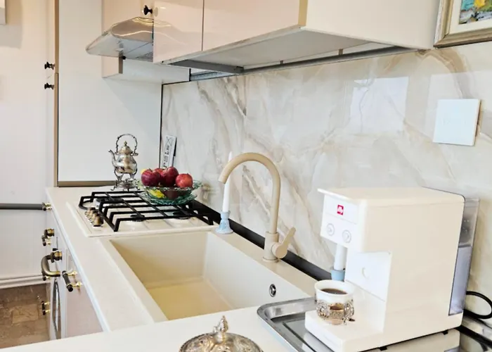 Attrait L'atelier View And Terrace Апартаменти Бухарест