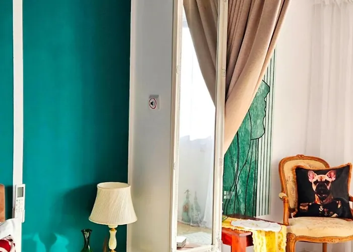 Attrait L'atelier View And Terrace Апартаменти Бухарест