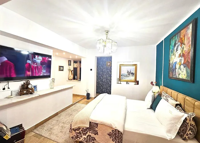 Attrait L'atelier View And Terrace * Бухарест