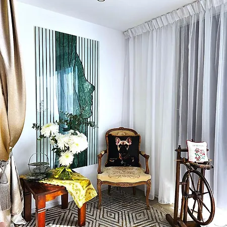 Attrait L'atelier View&terrace * Bukarest